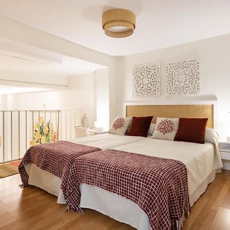 Loft En Centro De Sevilla Con Parking Gratis Екстер'єр фото